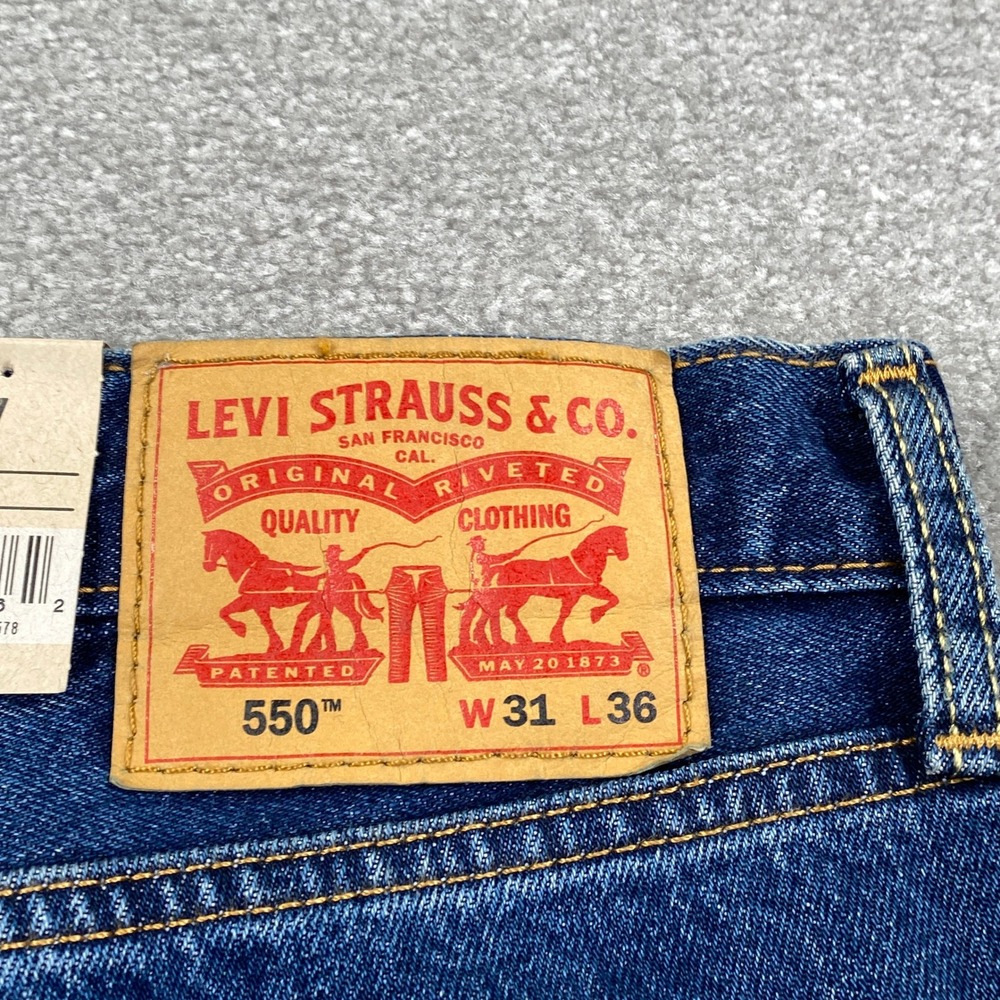 Levi's 550 Relaxed Fit Jeans Mens 31x36 Blue Denim Straight Leg 100% Cotton - Picture 6 of 8